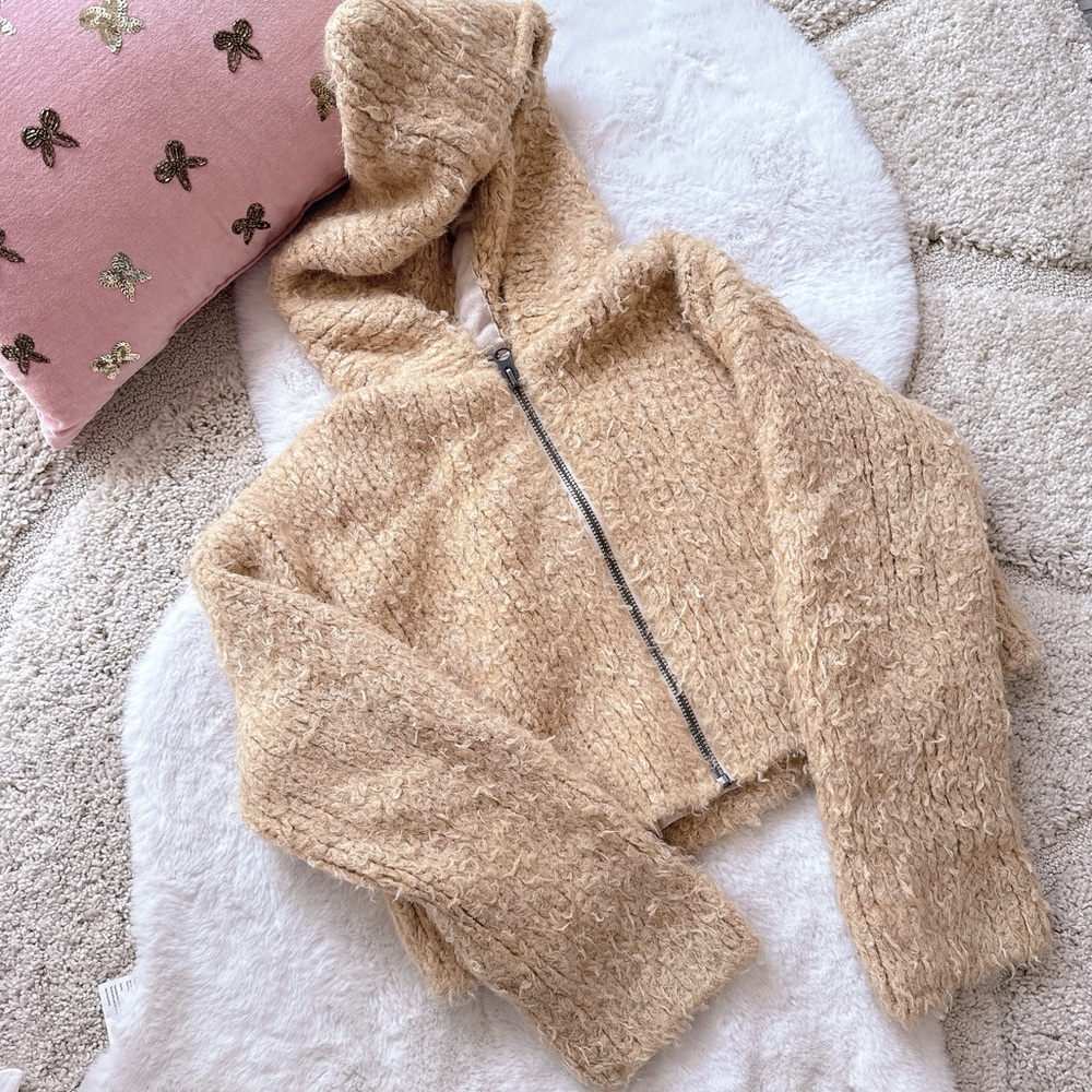 Free People Fuzzy Cream Cropped Hooded Sweater M